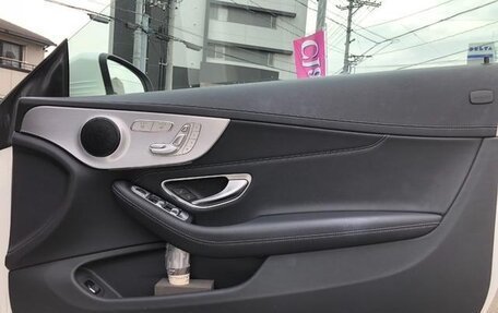 Mercedes-Benz C-Класс, 2017 год, 1 885 000 рублей, 24 фотография