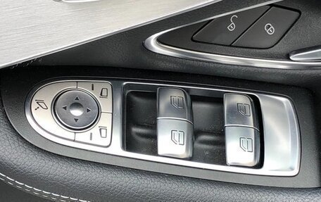 Mercedes-Benz C-Класс, 2017 год, 1 885 000 рублей, 26 фотография