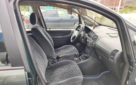 Opel Zafira A рестайлинг, 2001 год, 150 000 рублей, 5 фотография