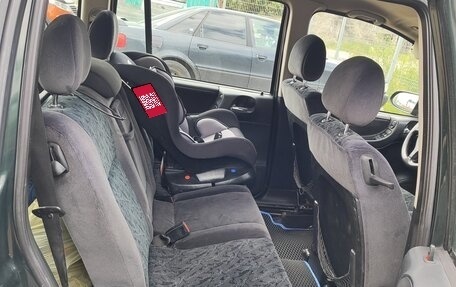 Opel Zafira A рестайлинг, 2001 год, 150 000 рублей, 10 фотография