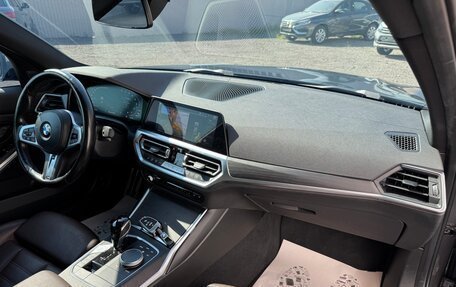 BMW 3 серия, 2022 год, 4 790 000 рублей, 38 фотография