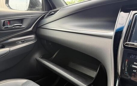 Toyota Harrier, 2017 год, 2 310 500 рублей, 21 фотография