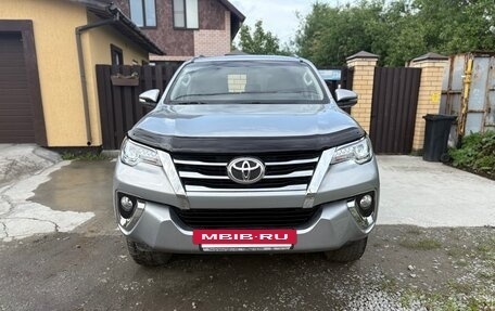 Toyota Fortuner II, 2018 год, 2 690 000 рублей, 4 фотография