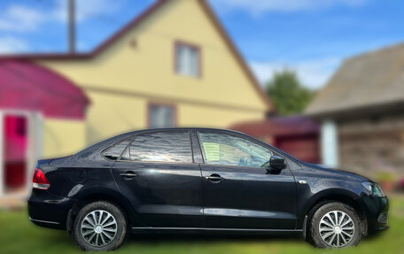 Volkswagen Polo VI (EU Market), 2012 год, 550 000 рублей, 2 фотография