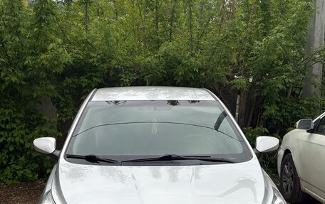Hyundai Solaris II рестайлинг, 2013 год, 780 000 рублей, 2 фотография
