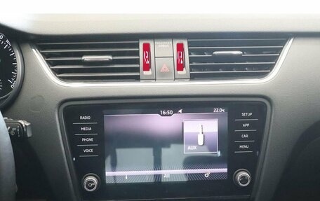 Skoda Octavia, 2017 год, 1 494 000 рублей, 10 фотография