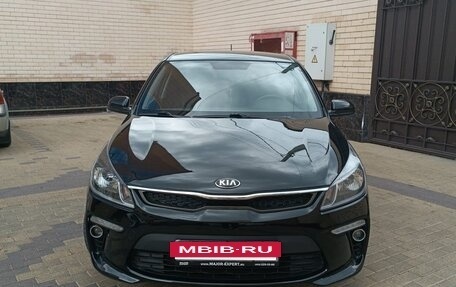KIA Rio IV, 2018 год, 1 350 000 рублей, 8 фотография
