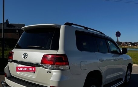 Toyota Land Cruiser 200, 2019 год, 7 750 000 рублей, 4 фотография