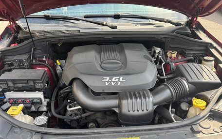 Jeep Grand Cherokee, 2011 год, 1 800 000 рублей, 15 фотография