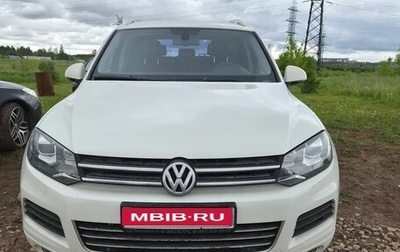 Volkswagen Touareg III, 2011 год, 1 800 000 рублей, 1 фотография