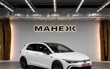 Volkswagen Golf VIII, 2024 год, 3 900 000 рублей, 1 фотография