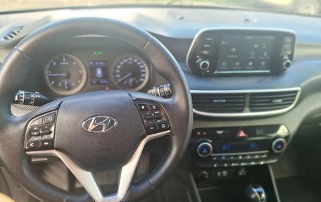 Hyundai Tucson III, 2019 год, 2 200 000 рублей, 6 фотография