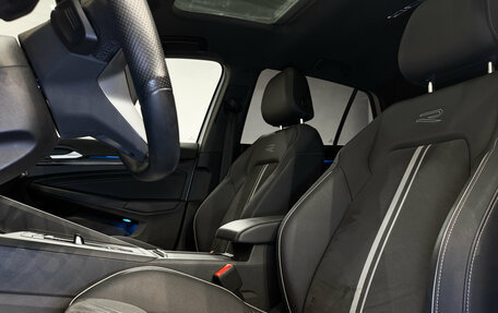 Volkswagen Golf VIII, 2024 год, 3 900 000 рублей, 14 фотография