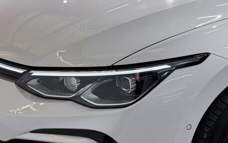 Volkswagen Golf VIII, 2024 год, 3 900 000 рублей, 24 фотография