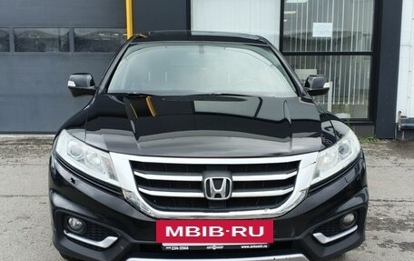 Honda Crosstour I рестайлинг, 2014 год, 1 750 000 рублей, 2 фотография