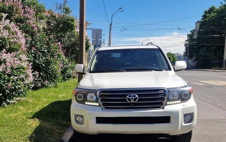 Toyota Land Cruiser 200, 2015 год, 3 590 000 рублей, 3 фотография