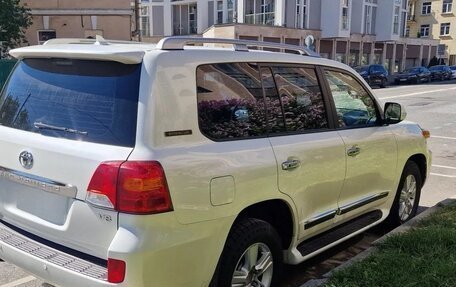 Toyota Land Cruiser 200, 2015 год, 3 590 000 рублей, 5 фотография