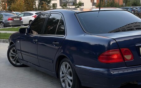 Mercedes-Benz E-Класс, 1996 год, 325 000 рублей, 17 фотография