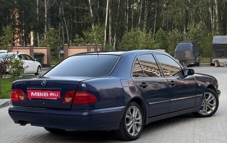 Mercedes-Benz E-Класс, 1996 год, 325 000 рублей, 6 фотография