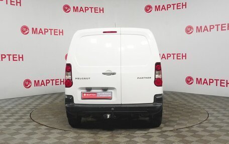 Peugeot Partner II рестайлинг 2, 2013 год, 520 000 рублей, 6 фотография