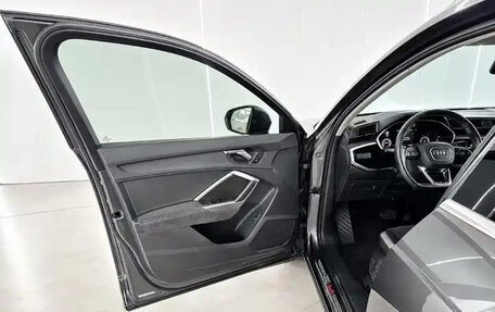 Audi Q3, 2022 год, 2 000 666 рублей, 17 фотография