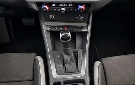 Audi Q3, 2022 год, 2 000 666 рублей, 13 фотография