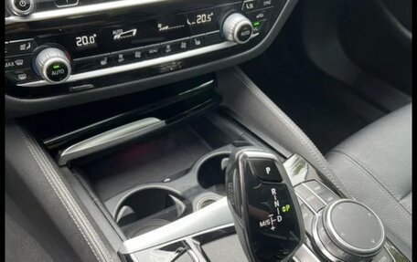 BMW 5 серия, 2019 год, 2 800 000 рублей, 7 фотография