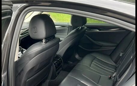 BMW 5 серия, 2019 год, 2 800 000 рублей, 9 фотография