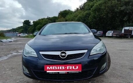Opel Astra J, 2011 год, 7 фотография