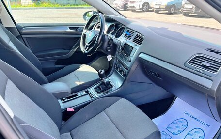 Volkswagen Golf VII, 2013 год, 967 700 рублей, 14 фотография