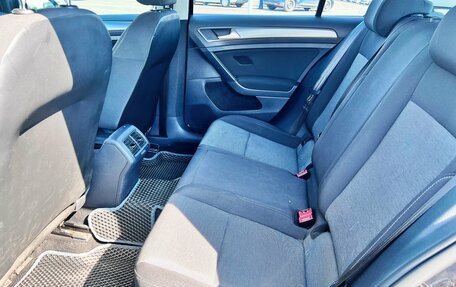 Volkswagen Golf VII, 2013 год, 967 700 рублей, 18 фотография