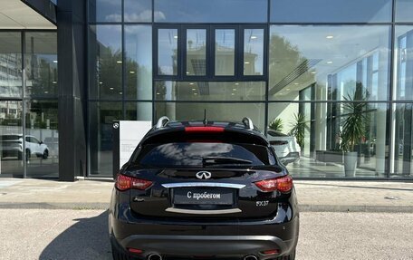 Infiniti QX70, 2013 год, 1 640 000 рублей, 6 фотография