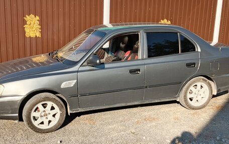 Hyundai Accent II, 2004 год, 400 000 рублей, 2 фотография