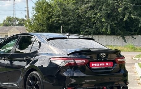 Toyota Camry, 2021 год, 2 800 000 рублей, 2 фотография