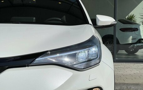 Toyota C-HR I рестайлинг, 2021 год, 2 490 000 рублей, 9 фотография