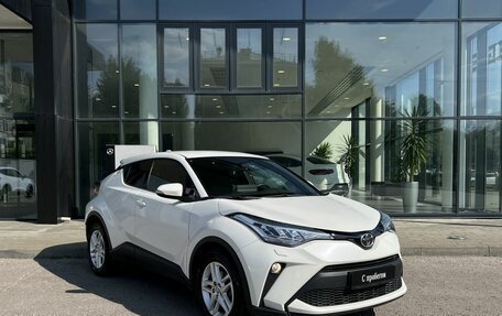 Toyota C-HR I рестайлинг, 2021 год, 2 490 000 рублей, 3 фотография