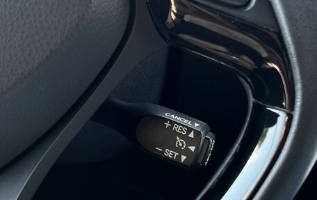 Toyota C-HR I рестайлинг, 2021 год, 2 490 000 рублей, 19 фотография