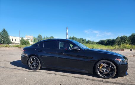 Alfa Romeo Giulia II, 2018 год, 2 500 000 рублей, 10 фотография