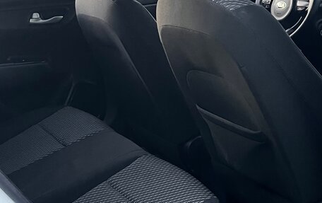 KIA Rio IV, 2017 год, 980 000 рублей, 12 фотография