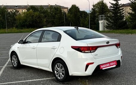 KIA Rio IV, 2017 год, 980 000 рублей, 4 фотография
