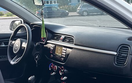 KIA Rio IV, 2017 год, 980 000 рублей, 11 фотография