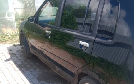 Nissan Cube II, 2001 год, 90 000 рублей, 5 фотография