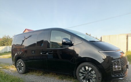 Hyundai Staria, 2021 год, 4 000 000 рублей, 6 фотография