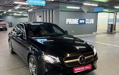 Mercedes-Benz E-Класс, 2017 год, 3 900 000 рублей, 4 фотография
