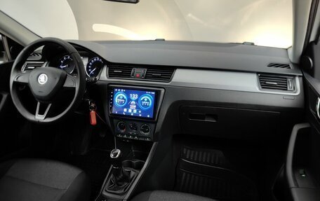 Skoda Rapid I, 2017 год, 999 000 рублей, 13 фотография