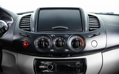 Mitsubishi L200 IV рестайлинг, 2013 год, 2 149 000 рублей, 15 фотография