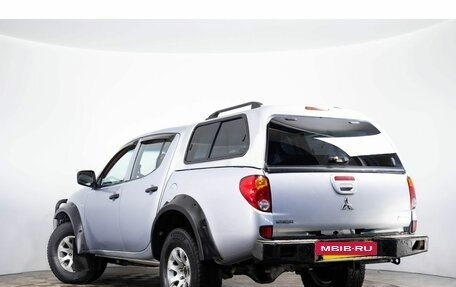 Mitsubishi L200 IV рестайлинг, 2013 год, 2 149 000 рублей, 6 фотография