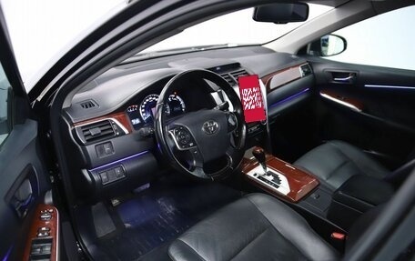Toyota Camry, 2014 год, 1 390 000 рублей, 10 фотография