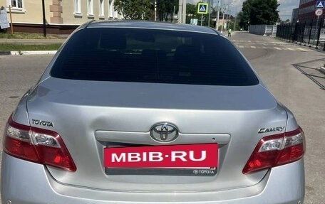 Toyota Camry, 2011 год, 1 100 000 рублей, 2 фотография