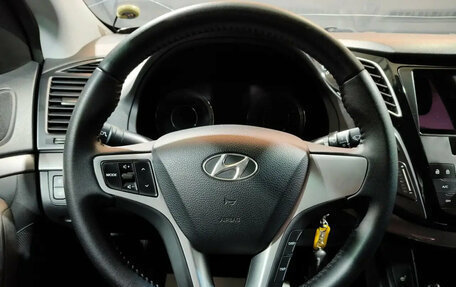 Hyundai i40 I рестайлинг, 2013 год, 1 090 000 рублей, 10 фотография